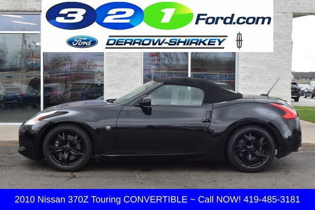Used 2010 Nissan 370Z Touring w/ Sport Pkg image 2