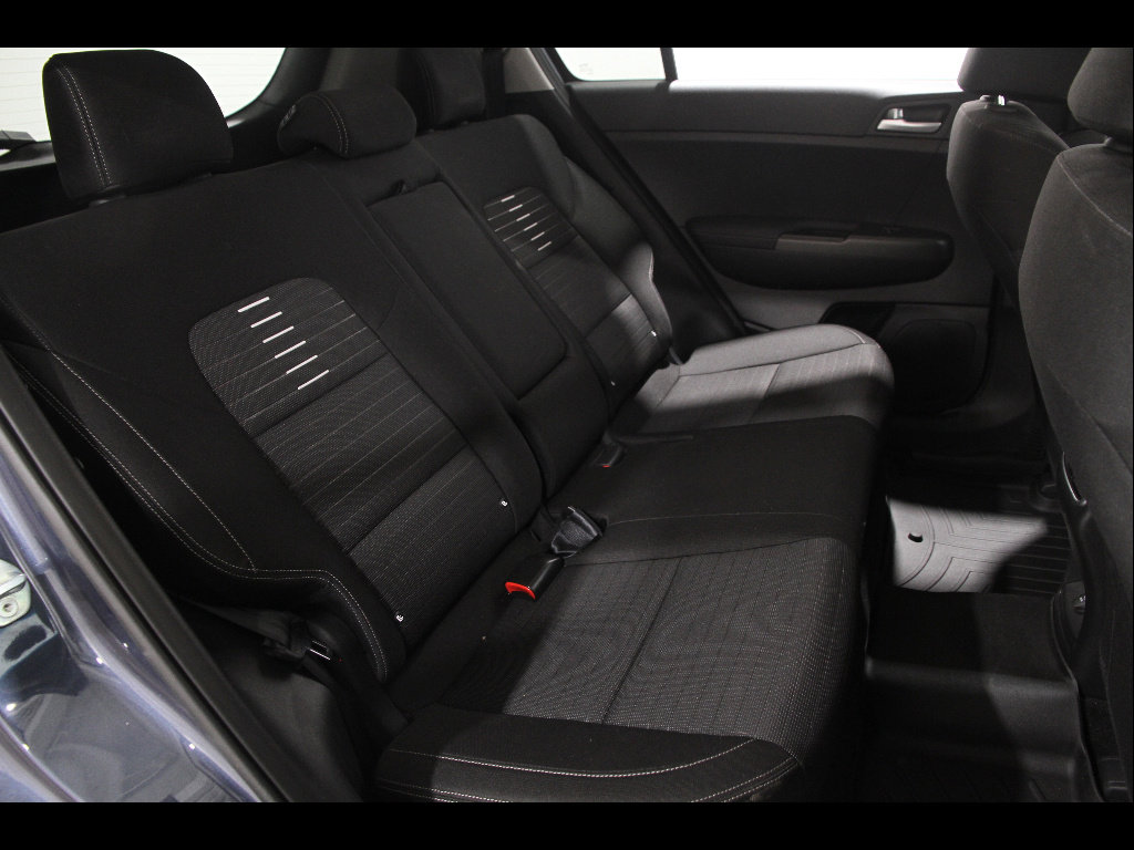 Used 2020 Kia Sportage LX w/ LX Popular Package image 16