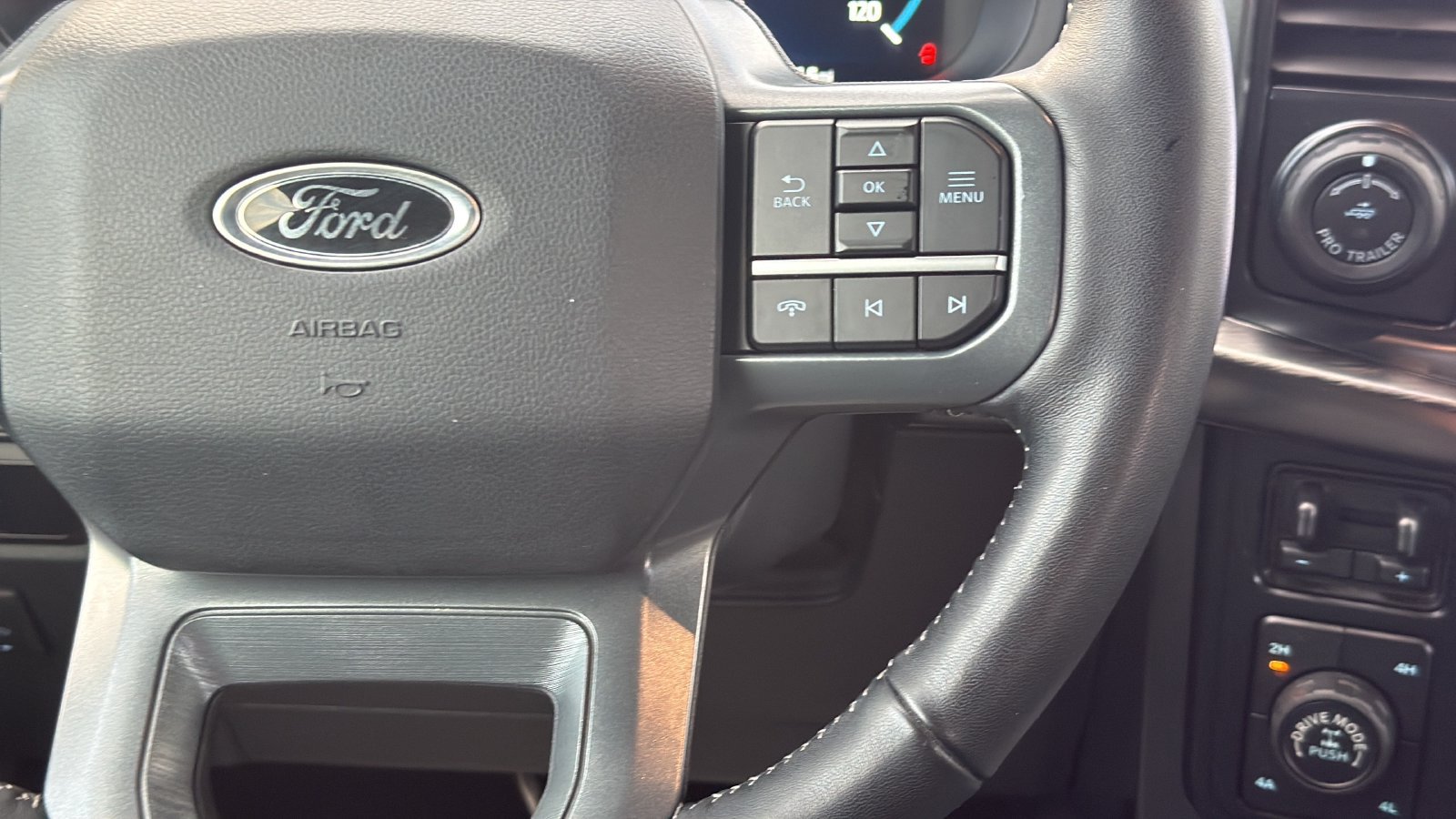 Used 2023 Ford F150 Lariat w/ Equipment Group 502A High AWD/4WD image 15