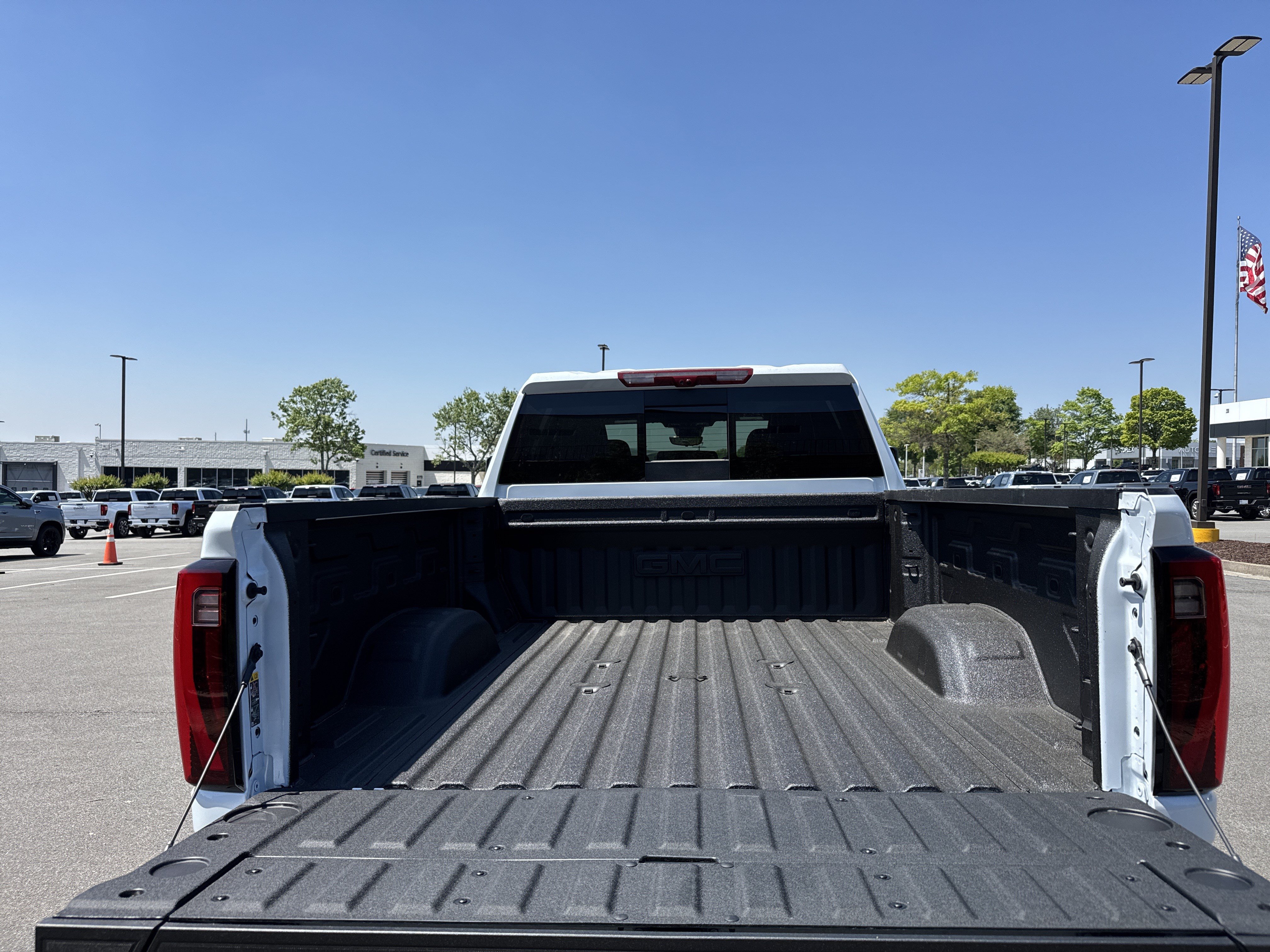 New 2026 GMC Sierra 2500 Denali Ultimate AWD/4WD image 33
