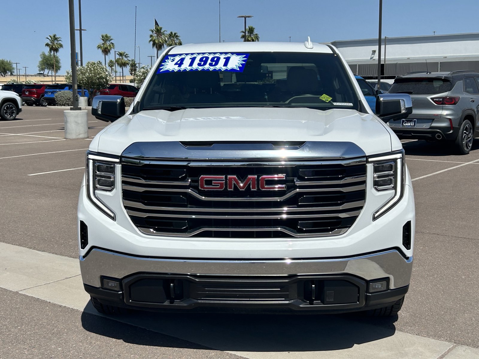 Used 2025 GMC Sierra 1500 SLT RWD image 8