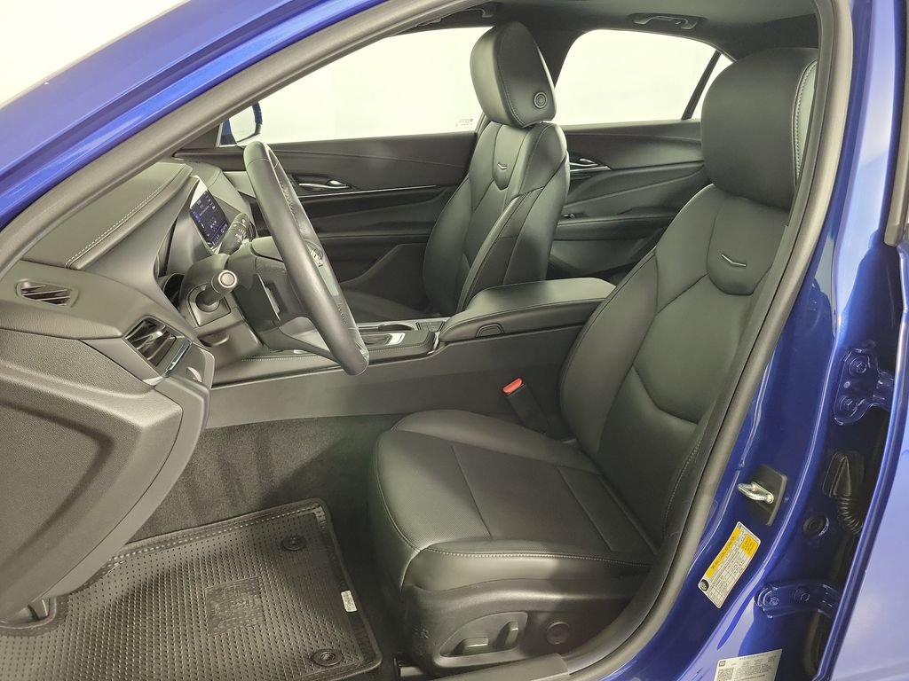 Certified 2023 Cadillac CT4 Premium Luxury RWD image 15