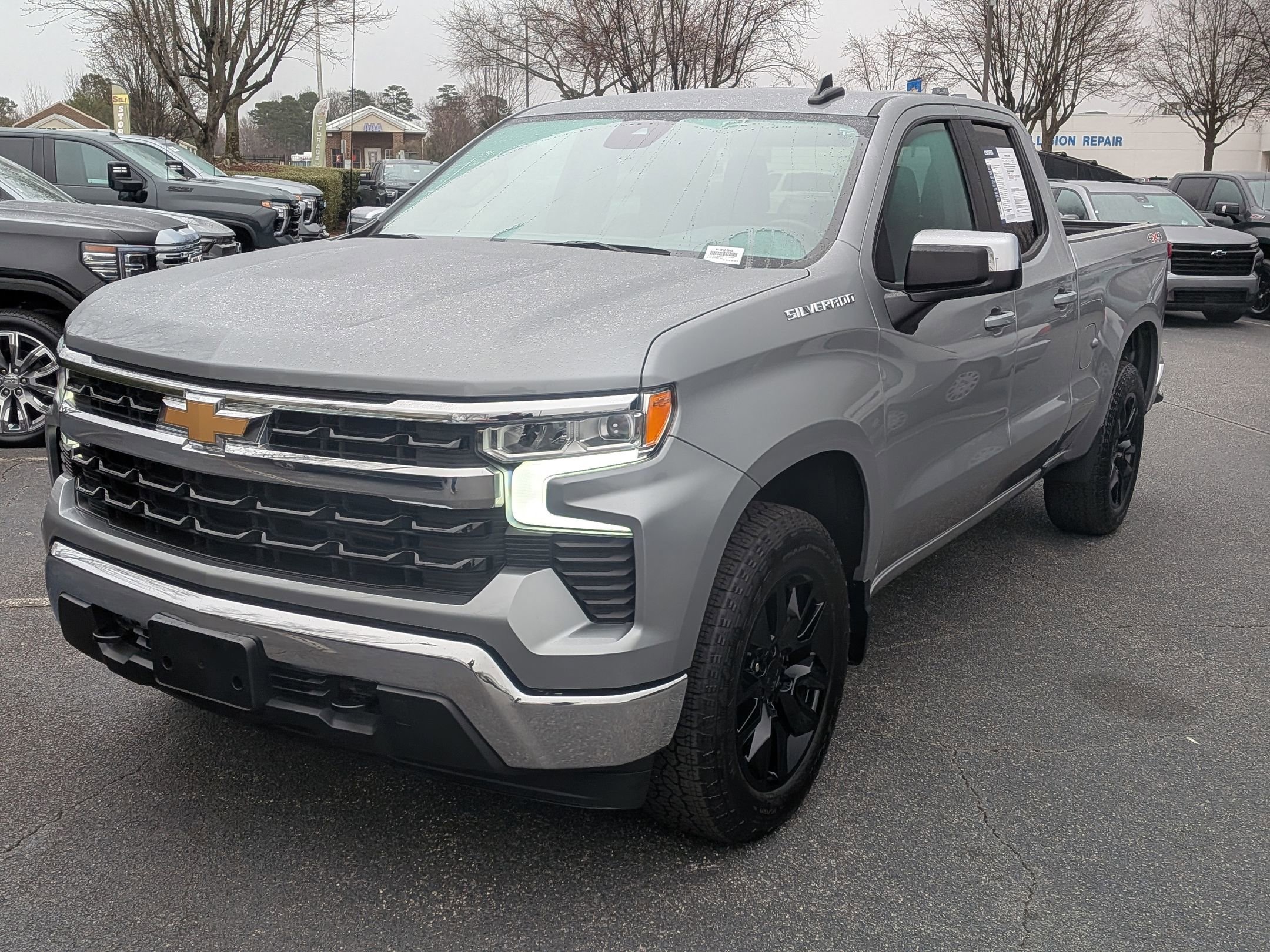 Used 2024 Chevrolet Silverado 1500 LT image 5