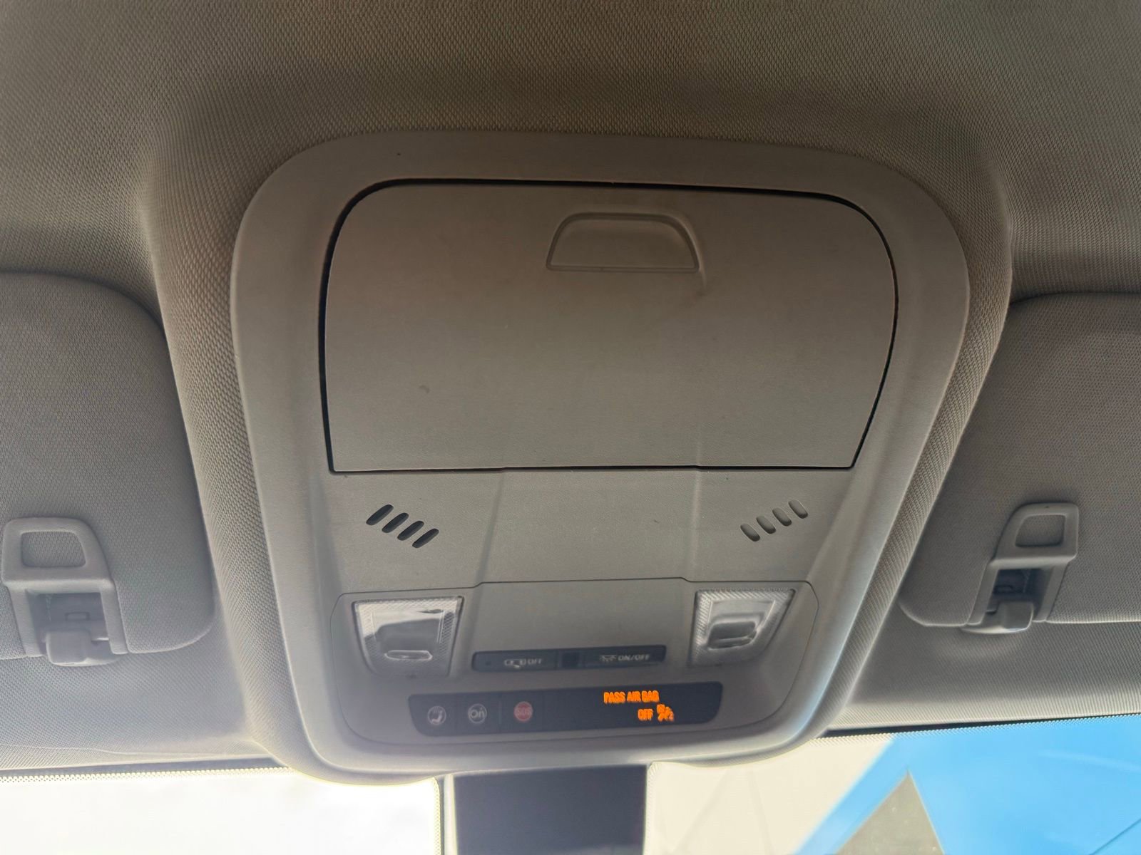 Used 2022 Chevrolet Equinox LT FWD image 24