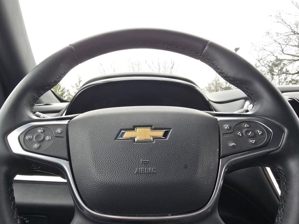 Used 2023 Chevrolet Traverse LT image 22