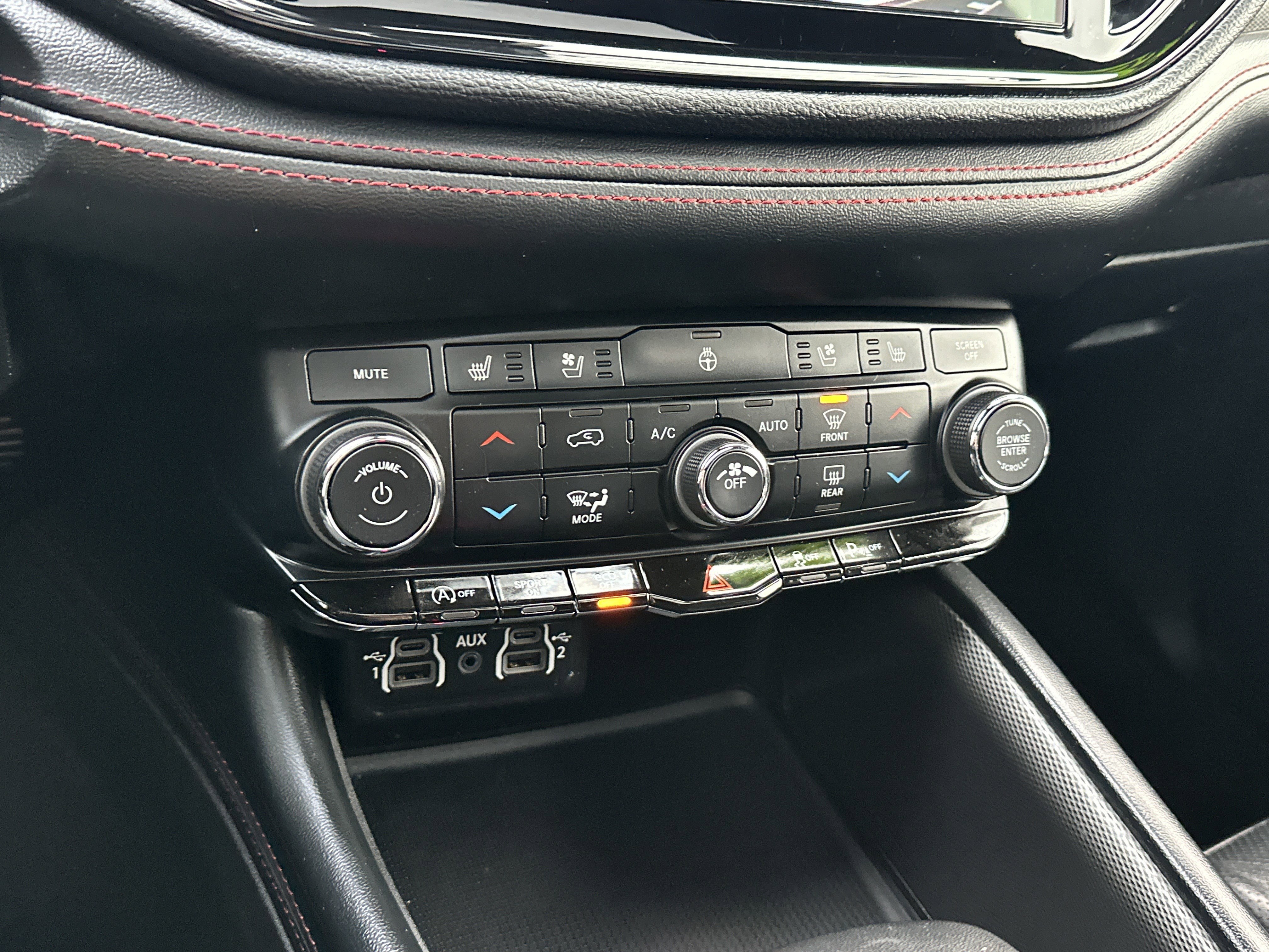 Used 2024 Dodge Durango GT image 23