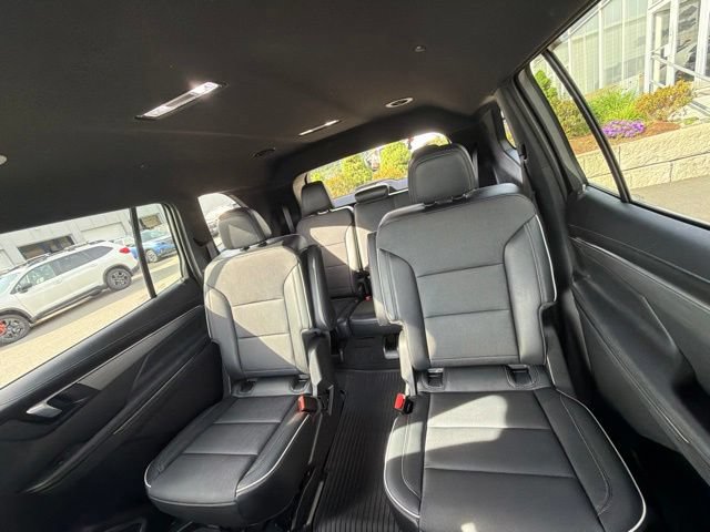 Used 2025 Buick Enclave Preferred w/ Power Package AWD/4WD image 27