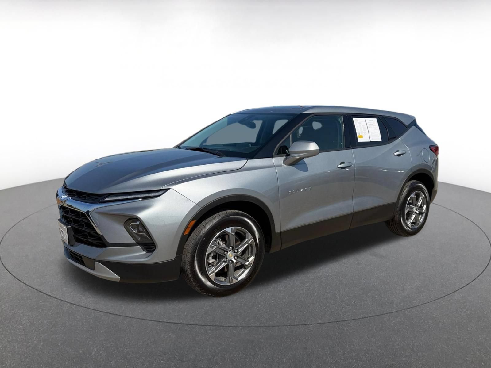 Used 2026 Chevrolet Blazer LT FWD image 4