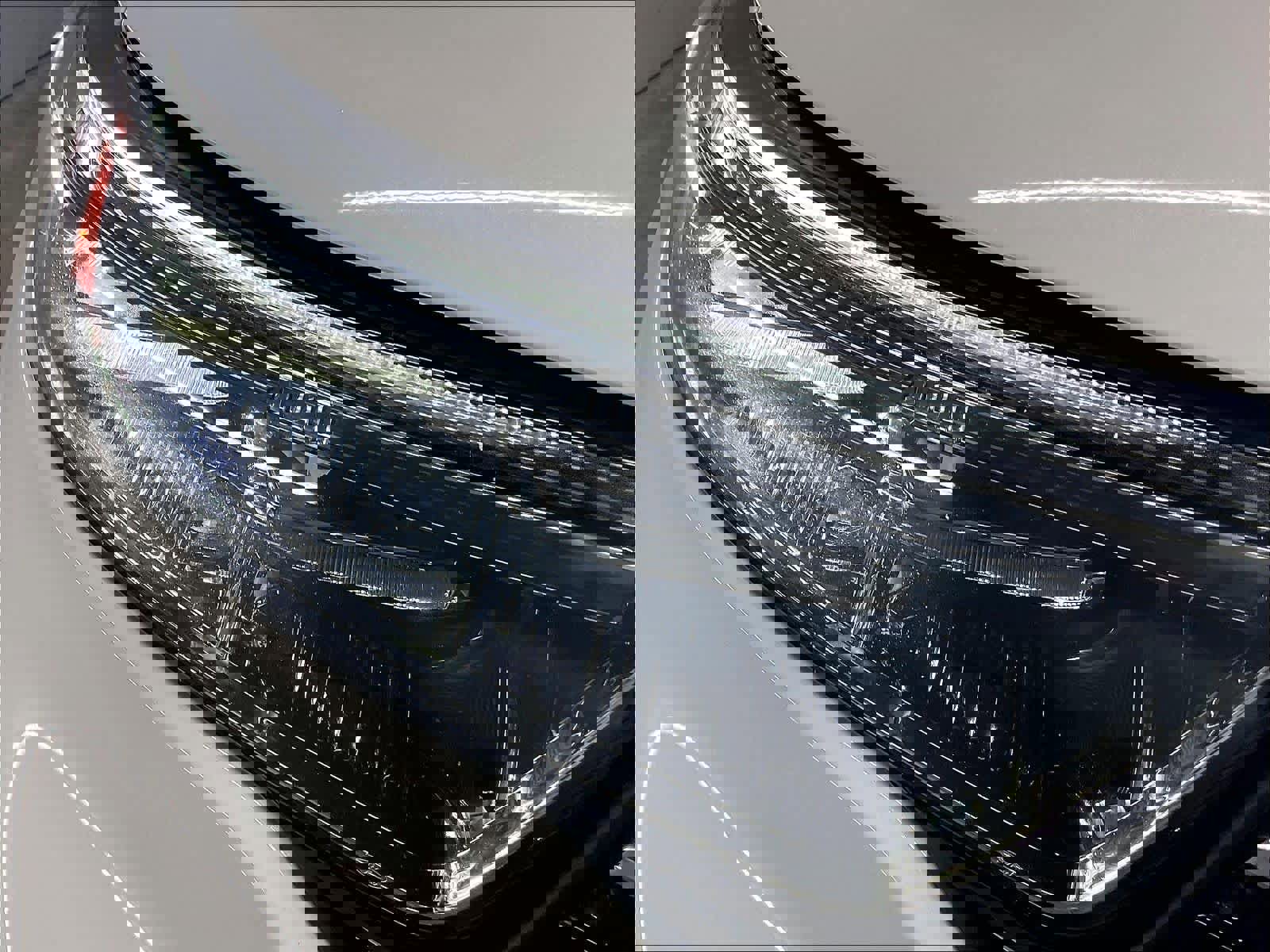 Used 2020 Ford Explorer XLT w/ Equipment Group 202A image 28