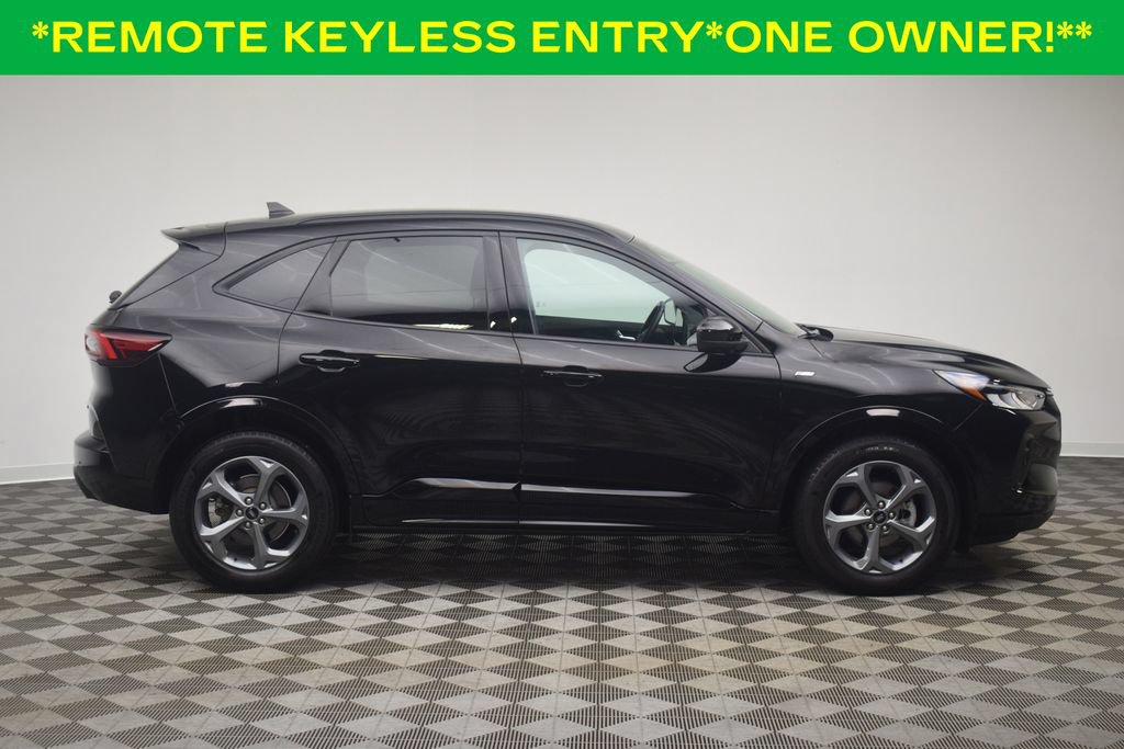 Used 2023 Ford Escape ST-Line Select w/ Tech Pack #1 AWD/4WD image 13