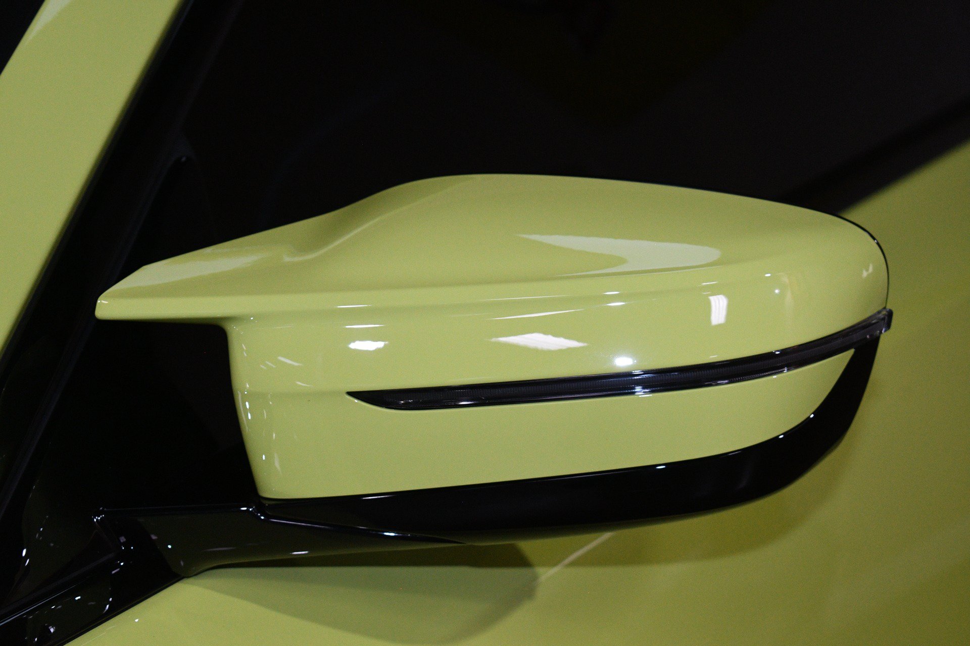 Used 2025 BMW M2 w/ Lighting Package RWD image 62