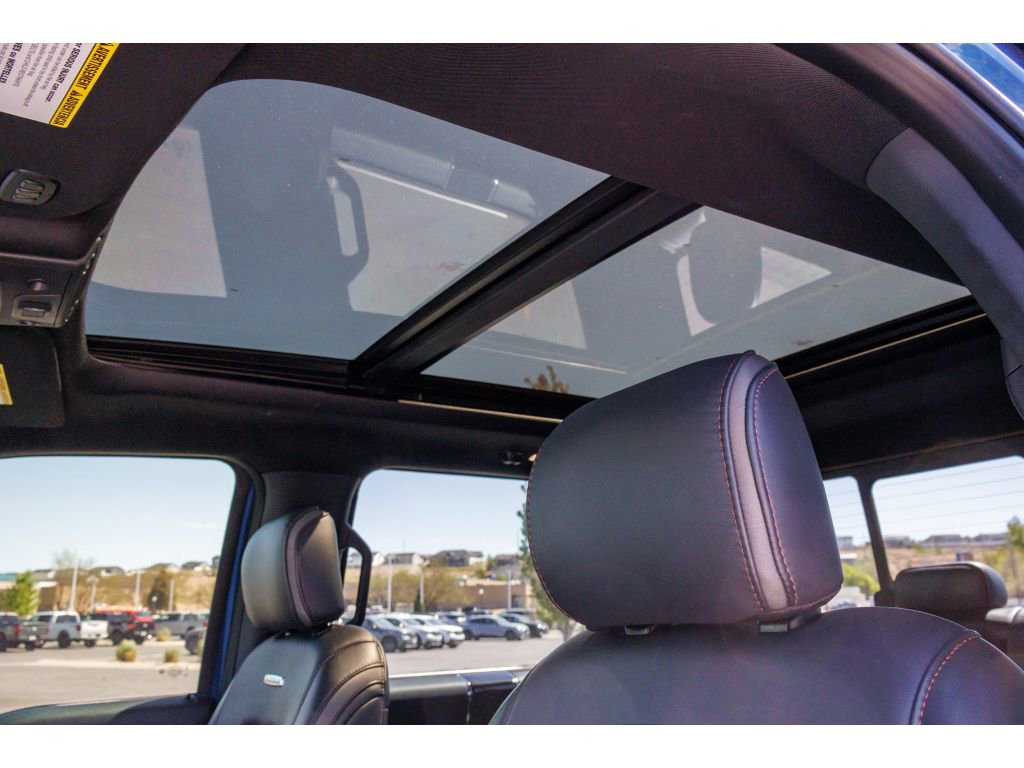 Used 2022 Ford F350 Platinum AWD/4WD image 17