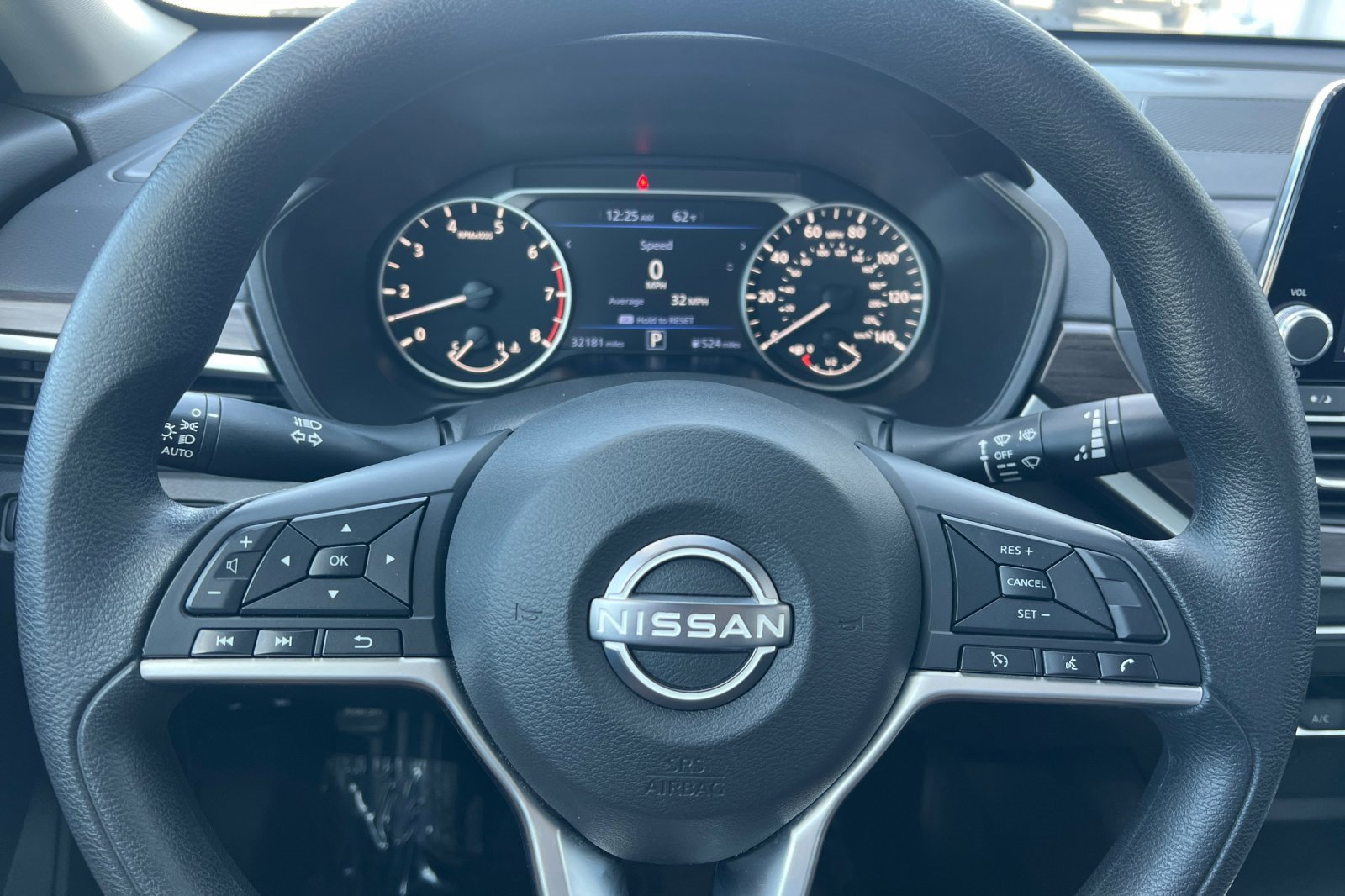 Used 2024 Nissan Altima 2.5 SV image 24