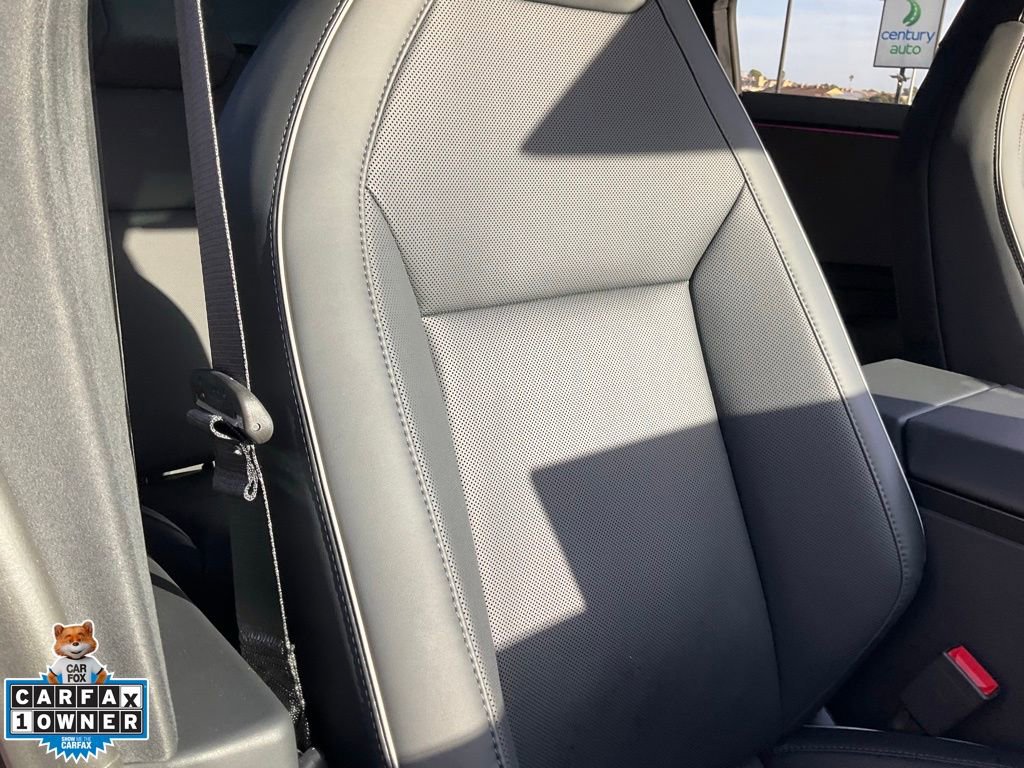 Used 2024 Tesla Cybertruck AWD Crew Cab image 67