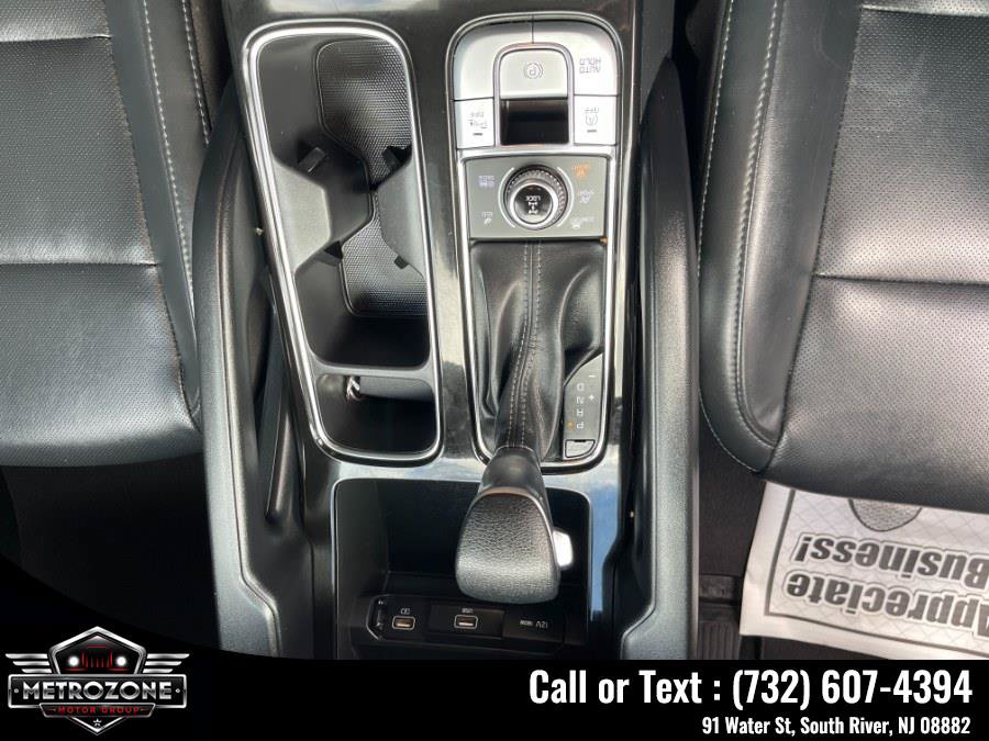 Used 2021 Kia Telluride LX AWD/4WD image 32
