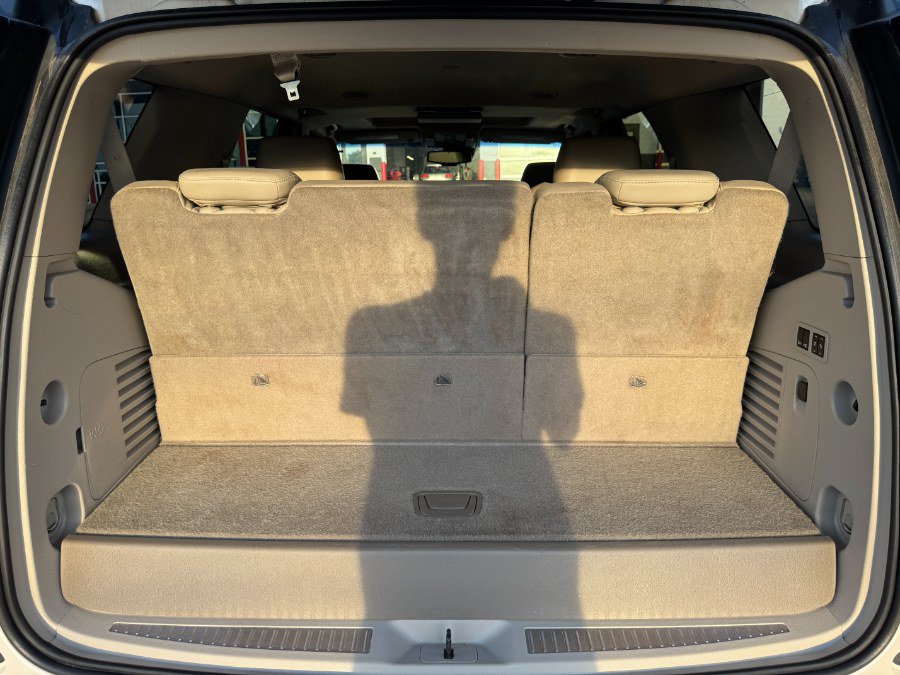 Used 2015 Cadillac Escalade Premium AWD/4WD image 18