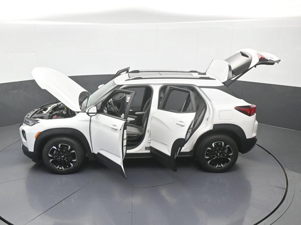 Used 2021 Chevrolet TrailBlazer LT w/ Sun and Liftgate Package FWD image 65
