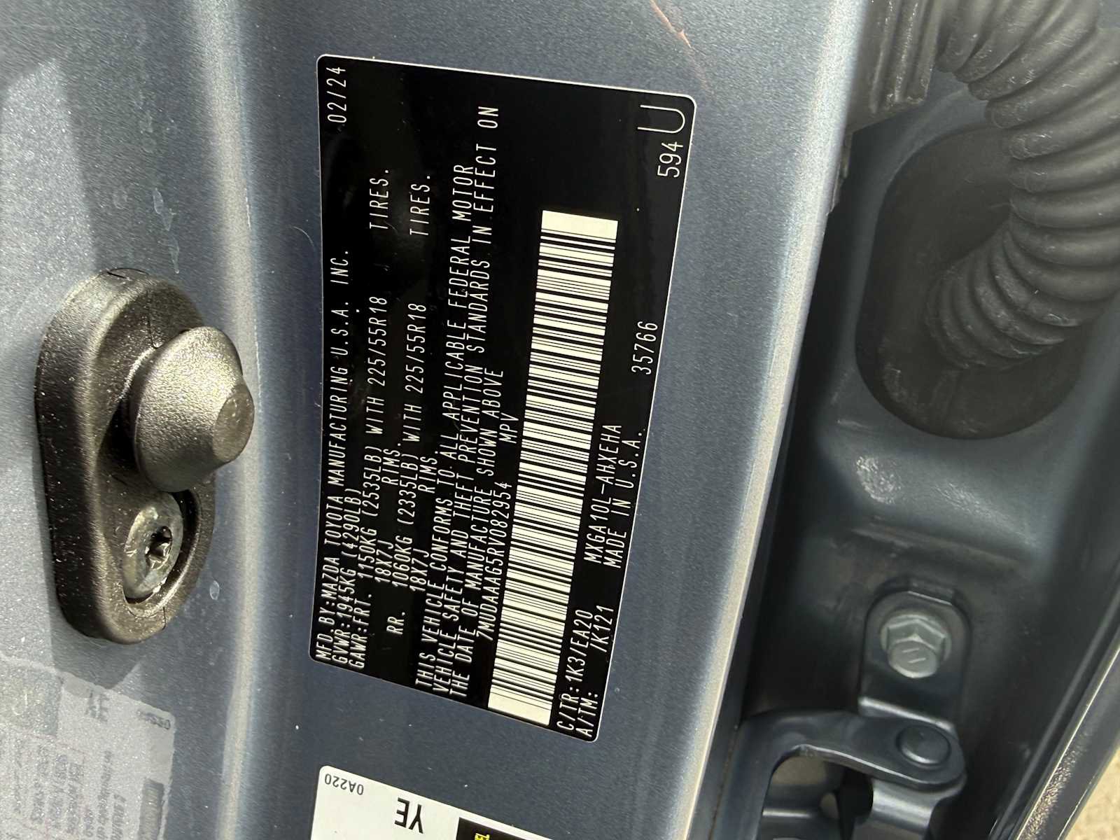 Certified 2024 Toyota Corolla Cross XLE w/ Convenience Package FWD image 31