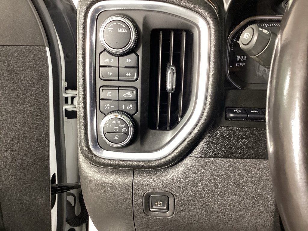 Used 2021 GMC Sierra 1500 AT4 w/ Technology Package AWD/4WD image 23