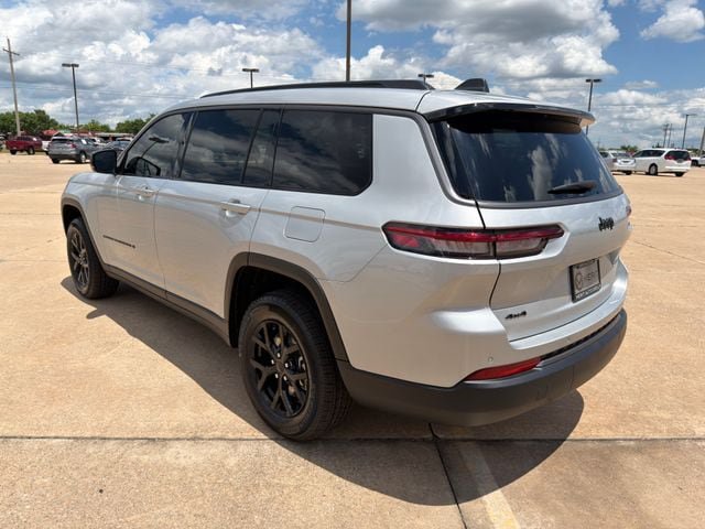 New 2026 Jeep Grand Cherokee L 4WD image 12
