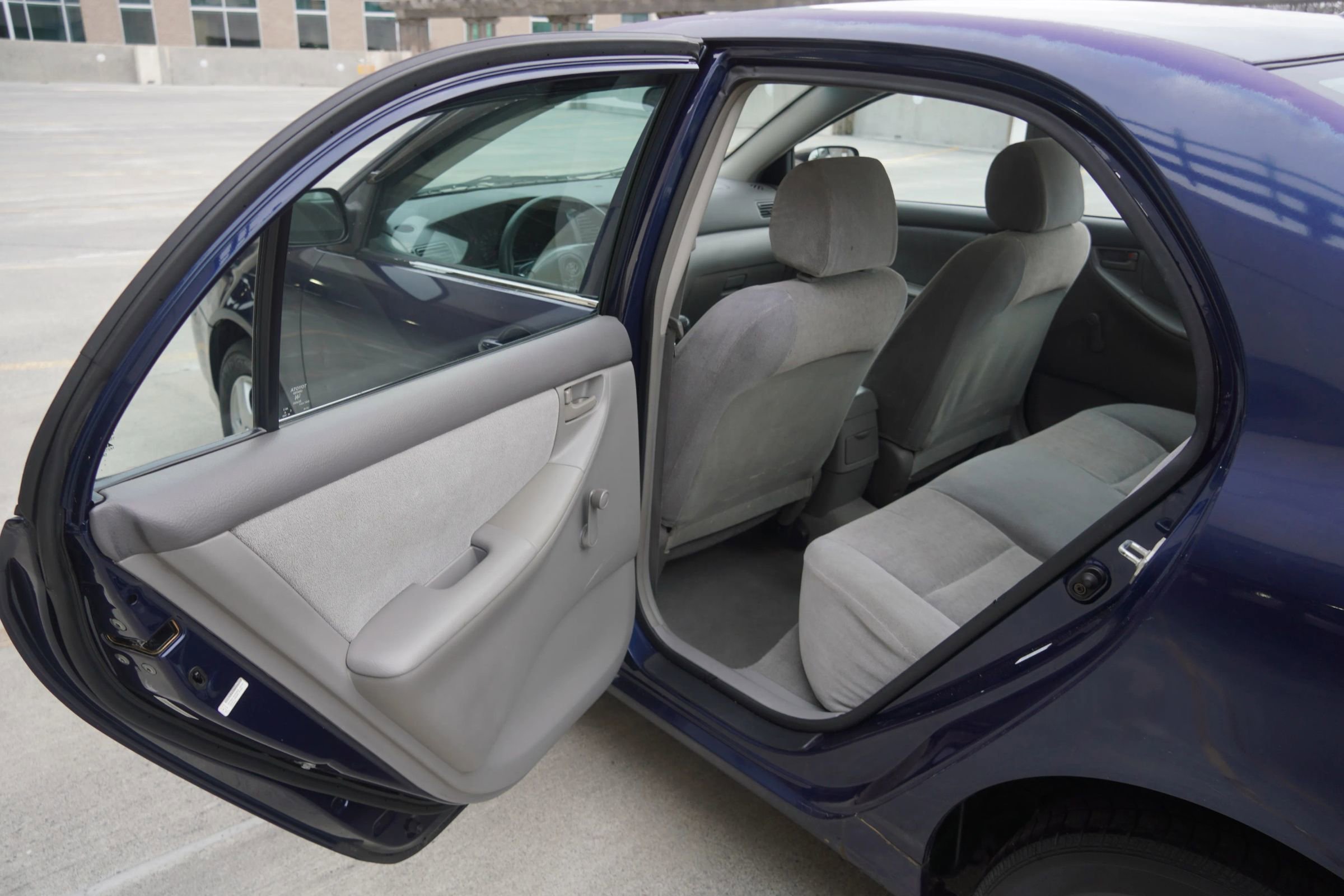 Used 2003 Toyota Corolla LE image 30