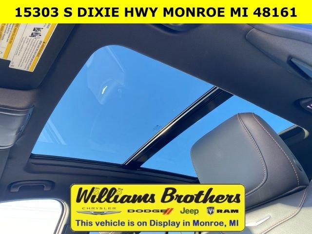 Used 2019 Cadillac XT4 Sport w/ Cold Weather Package image 17