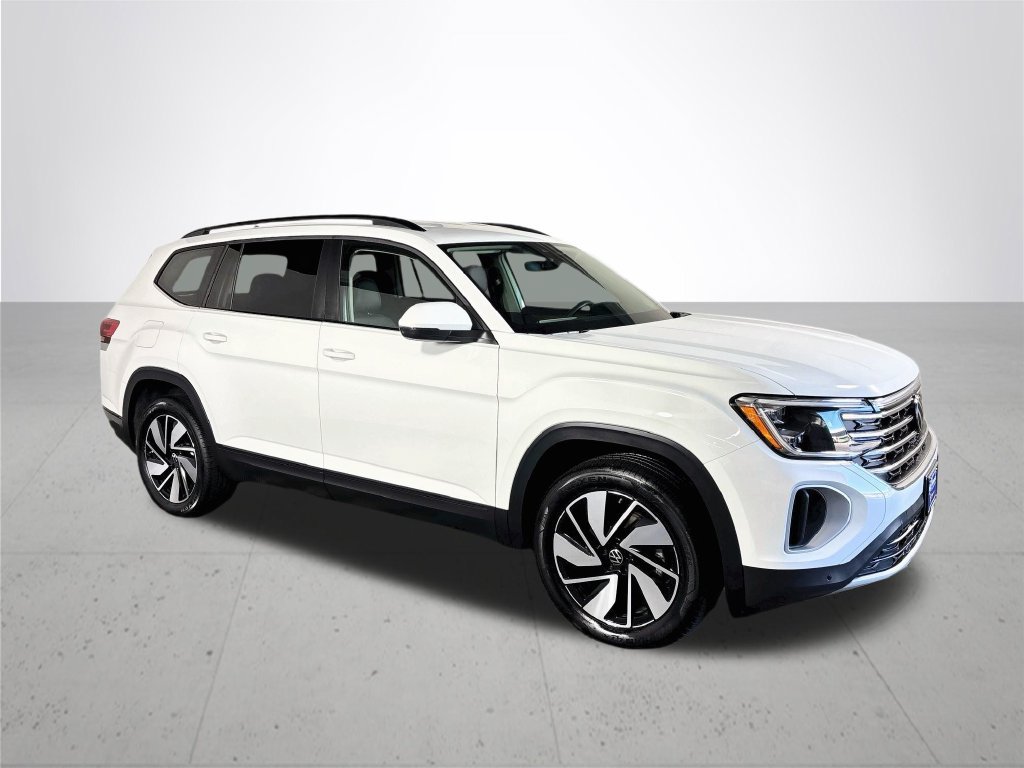 Certified 2025 Volkswagen Atlas SE AWD/4WD image 5
