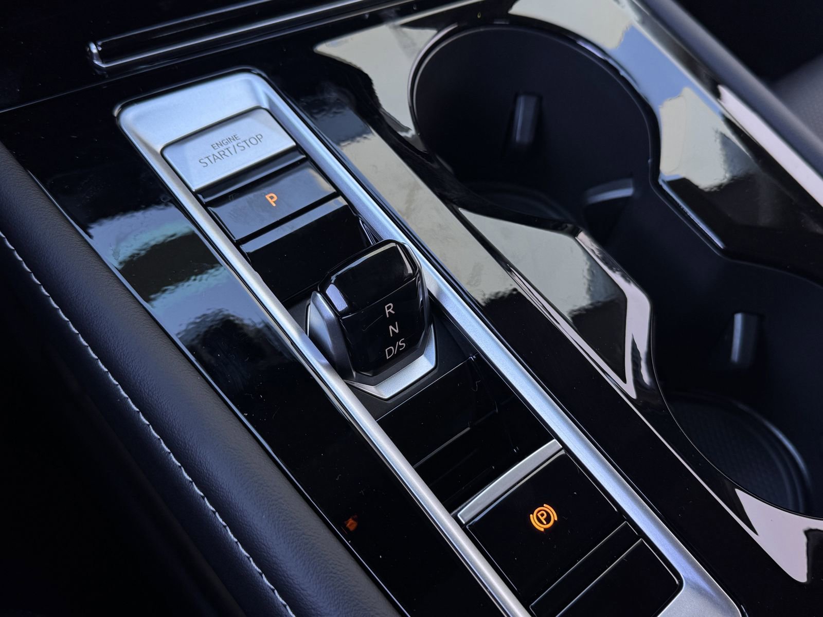 New 2026 Volkswagen Atlas SE image 18