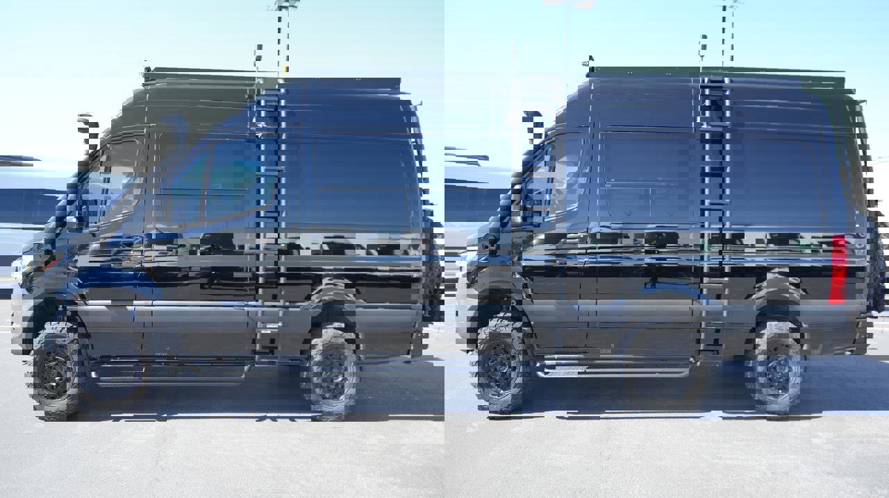 Used 2020 Mercedes-Benz Sprinter 2500 image 4