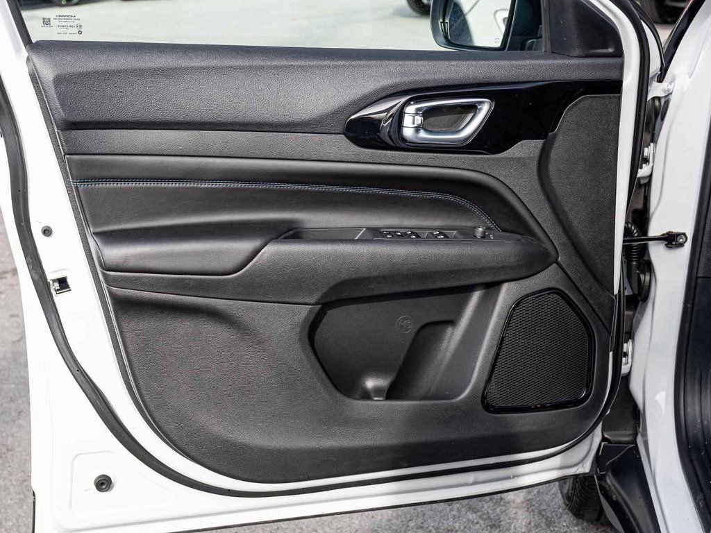 New 2026 Jeep Compass Limited image 7