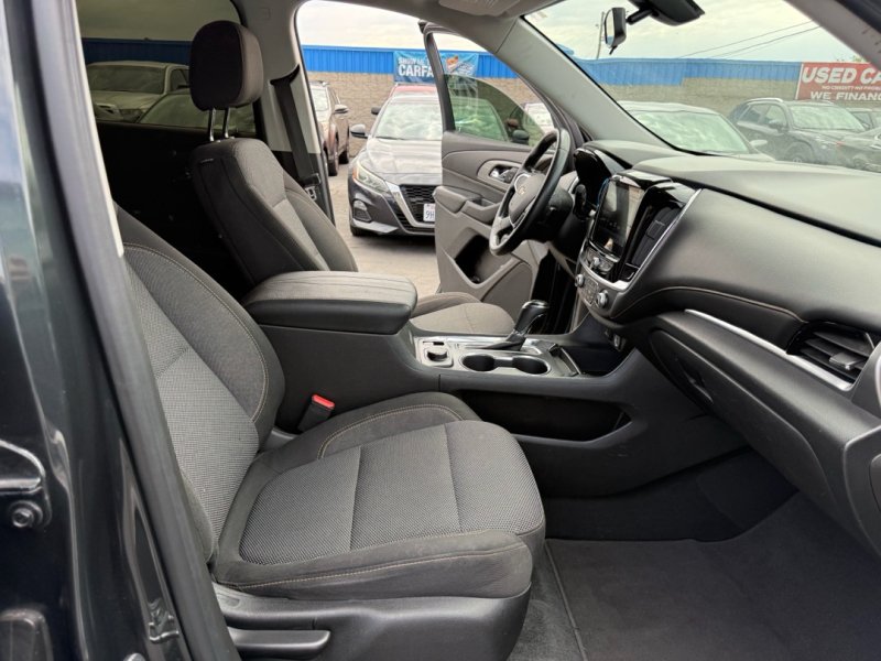 Used 2018 Chevrolet Traverse LT AWD/4WD image 28