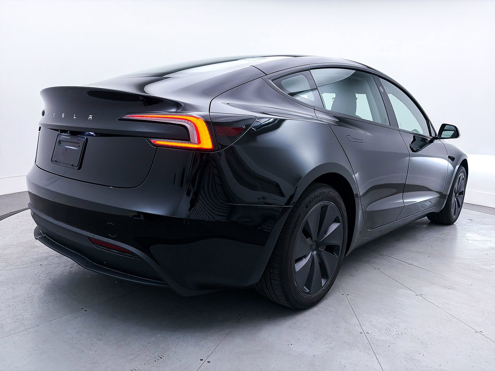 Used 2025 Tesla Model 3 Long Range image 14