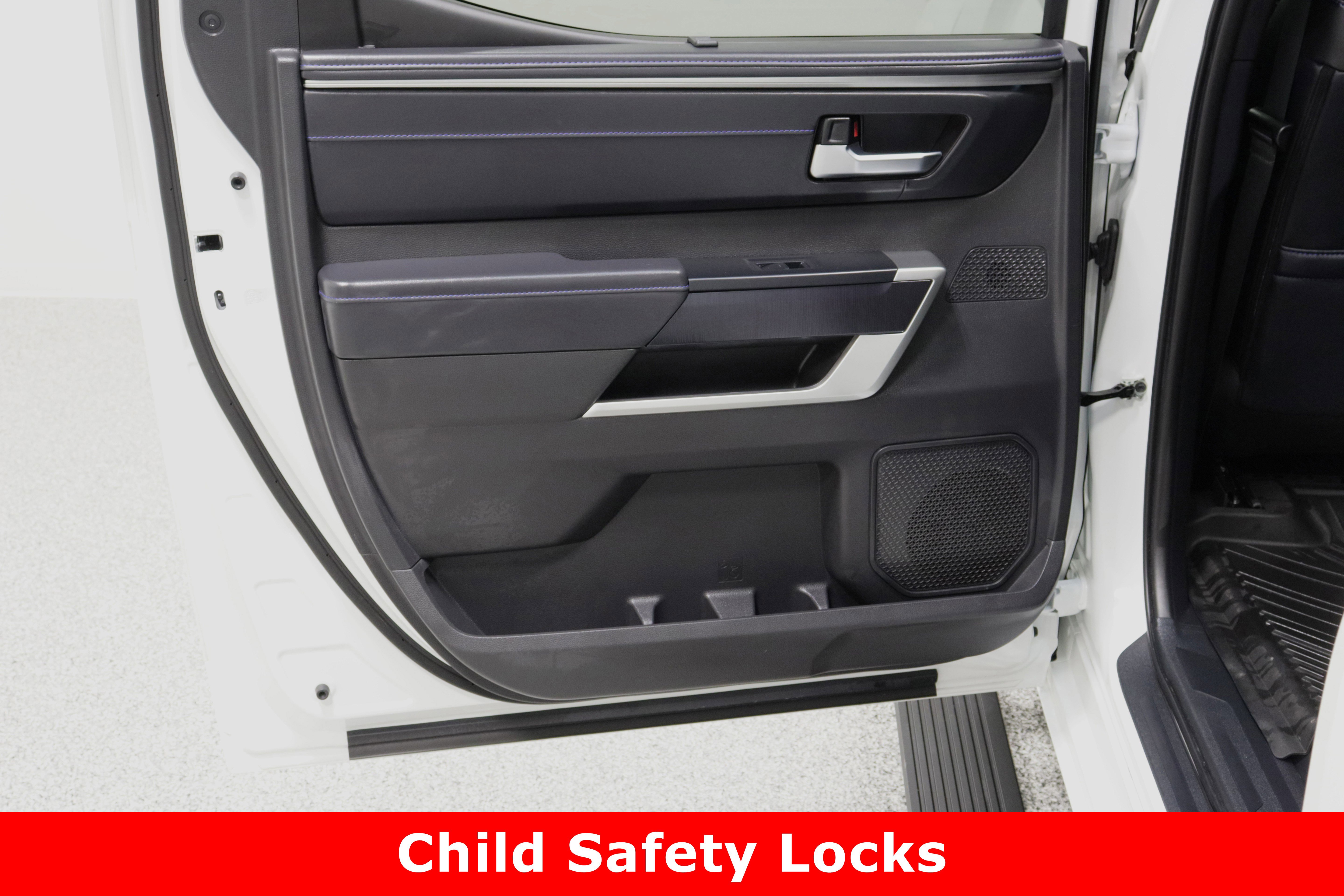 Used 2025 Toyota Tundra Platinum image 31