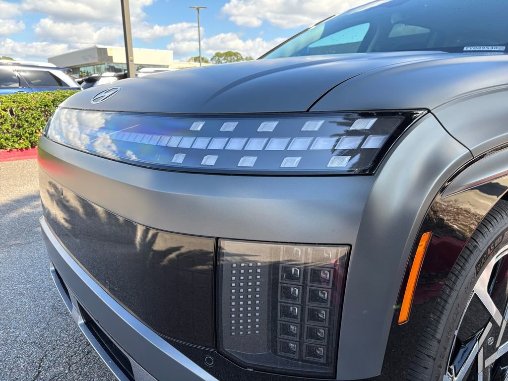 New 2026 Hyundai Ioniq 9 Limited image 32