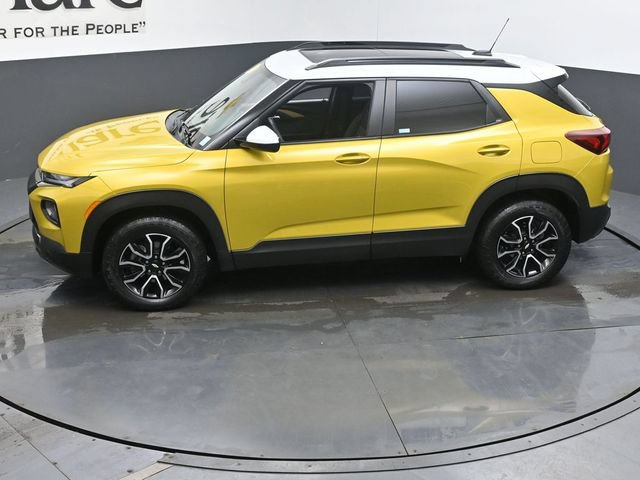 Used 2023 Chevrolet TrailBlazer ACTIV w/ Sun and Liftgate Package AWD/4WD image 57