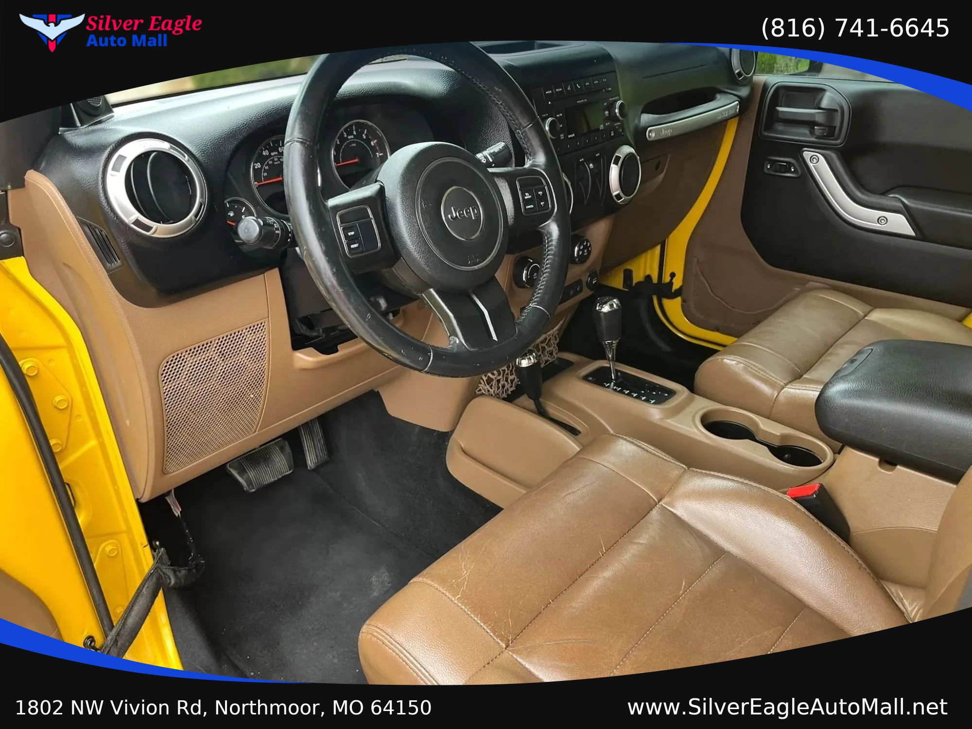 Used 2011 Jeep Wrangler Sahara AWD/4WD image 7
