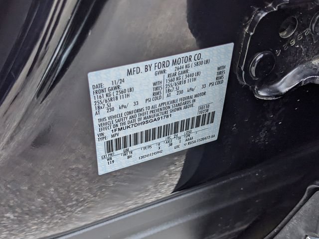 Used 2025 Ford Explorer Active RWD image 37