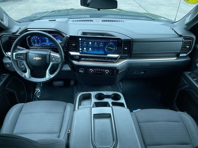 Used 2022 Chevrolet Silverado 1500 LT AWD/4WD image 20