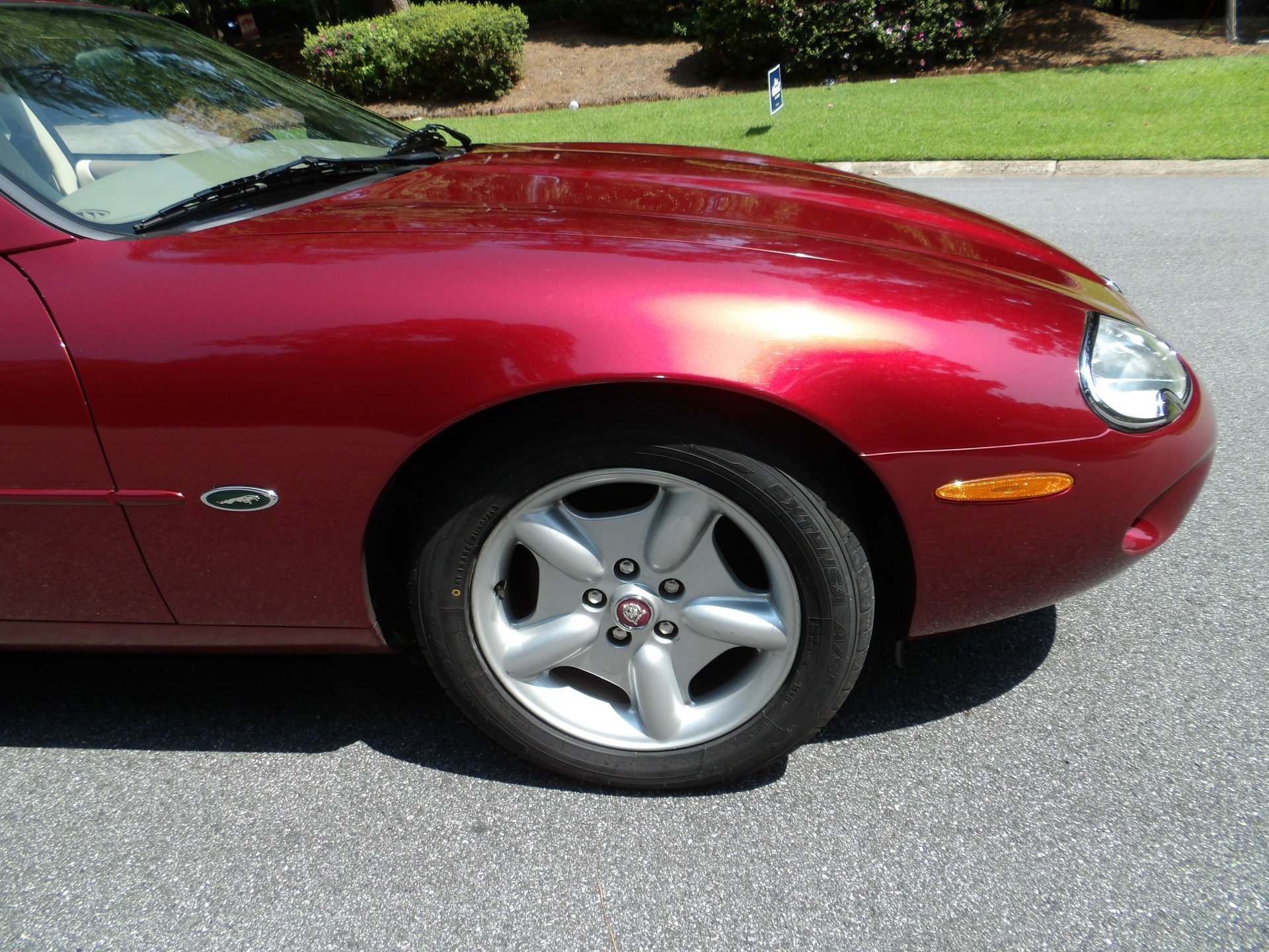 Used 1997 Jaguar XK8 Coupe RWD image 40