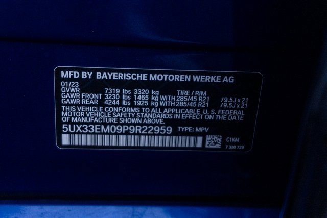 Used 2023 BMW X7 M60i w/ Executive Package image 32