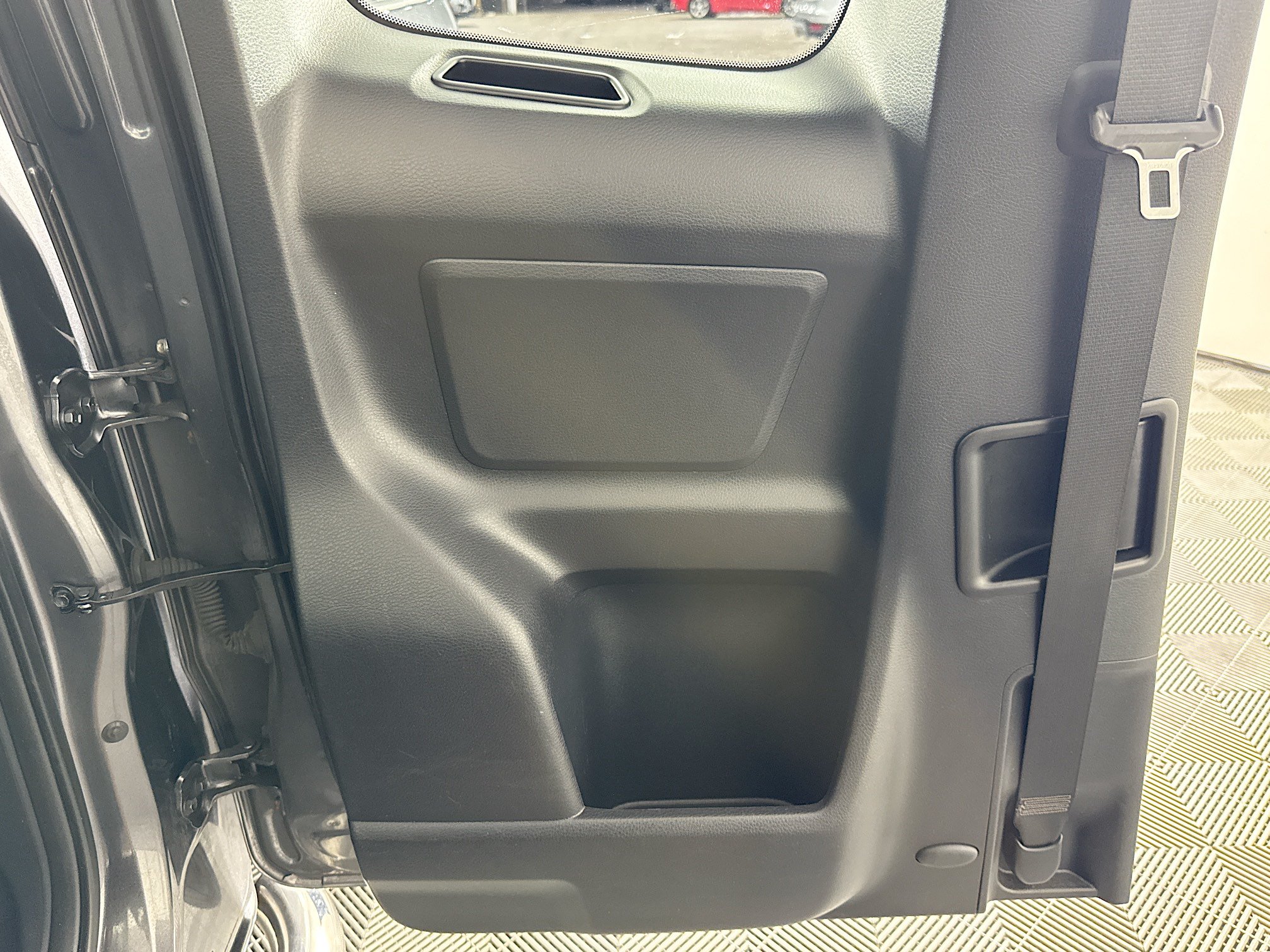Used 2017 Toyota Tacoma SR AWD/4WD image 21