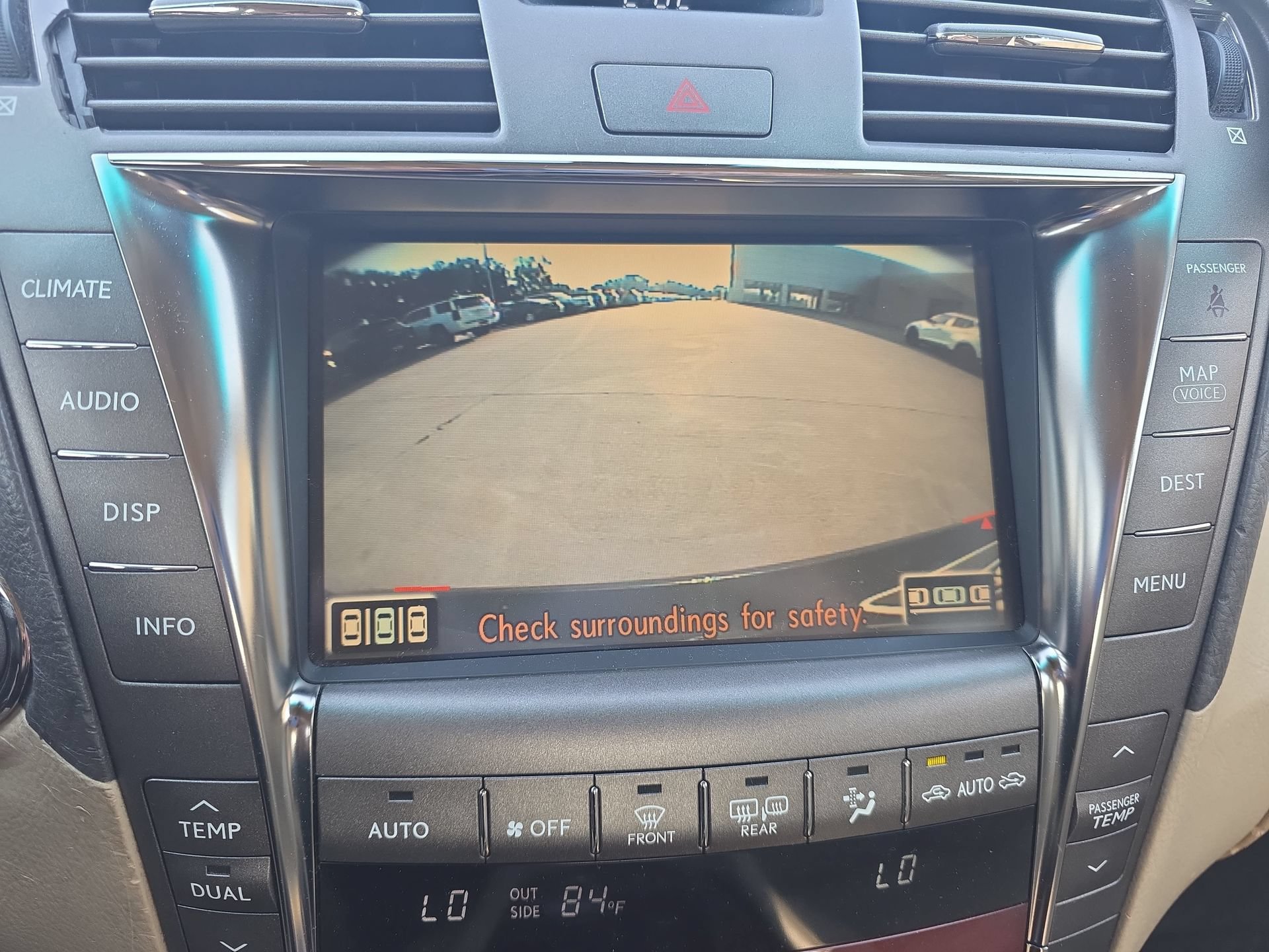 Used 2007 Lexus LS 460 L w/ Luxury Pkg RWD image 23