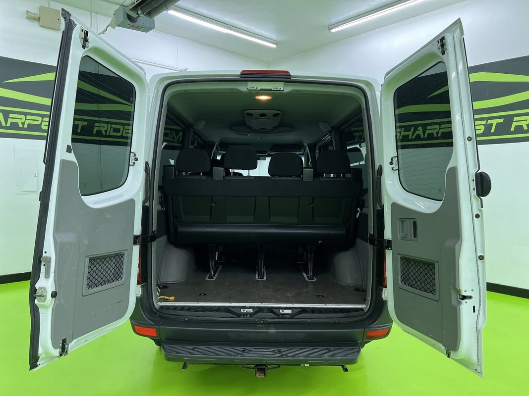 Used 2016 Mercedes-Benz Sprinter 2500 image 9