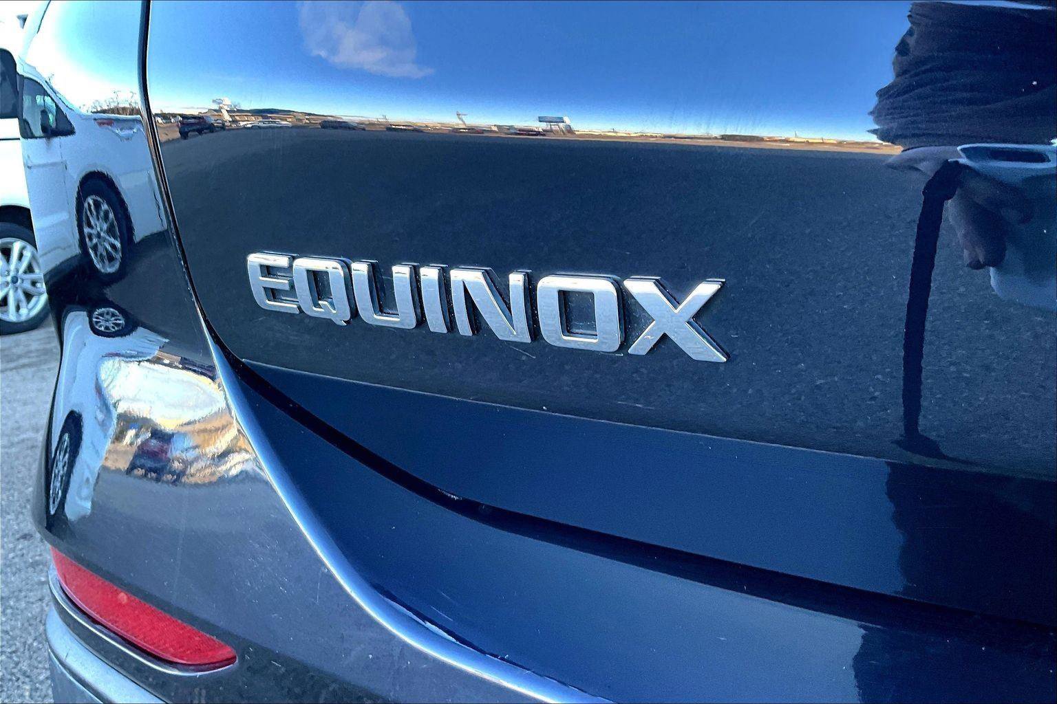 Used 2020 Chevrolet Equinox LS w/ LS Convenience Package image 9