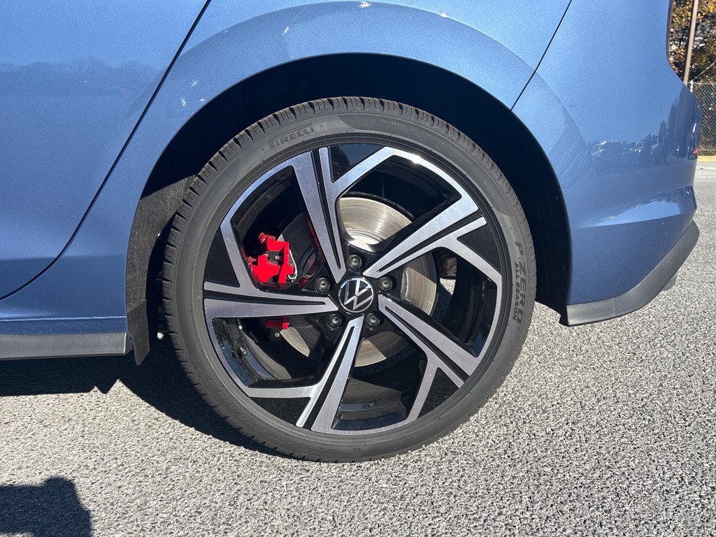 New 2026 Volkswagen GTI SE FWD image 14