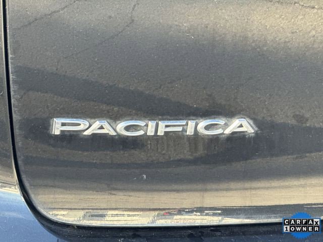 Used 2024 Chrysler Pacifica Limited image 35