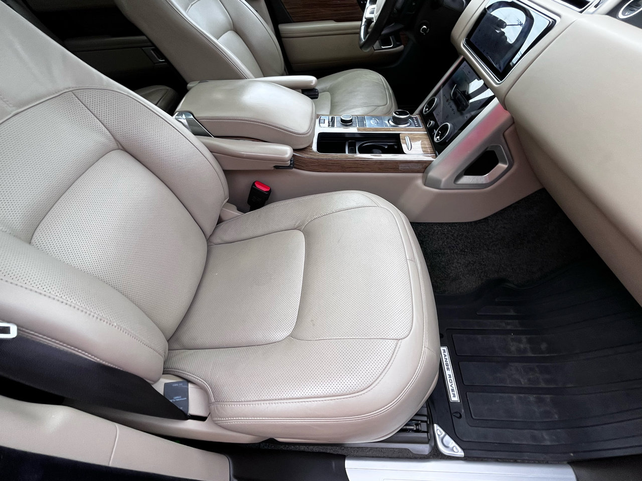 Used 2019 Land Rover Range Rover HSE image 66