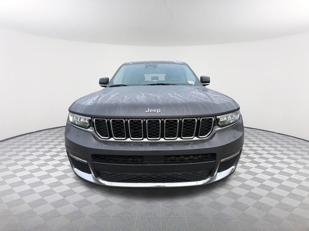 Used 2022 Jeep Grand Cherokee L Limited image 2