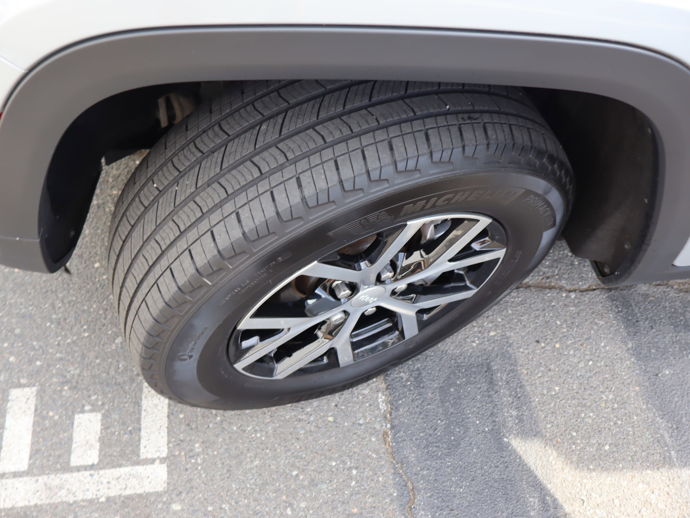 Used 2023 Jeep Grand Cherokee L Limited image 43