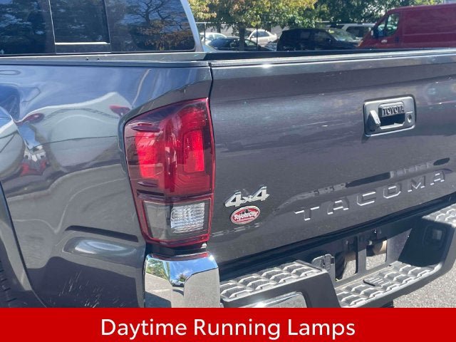 Used 2023 Toyota Tacoma SR5 AWD/4WD image 13